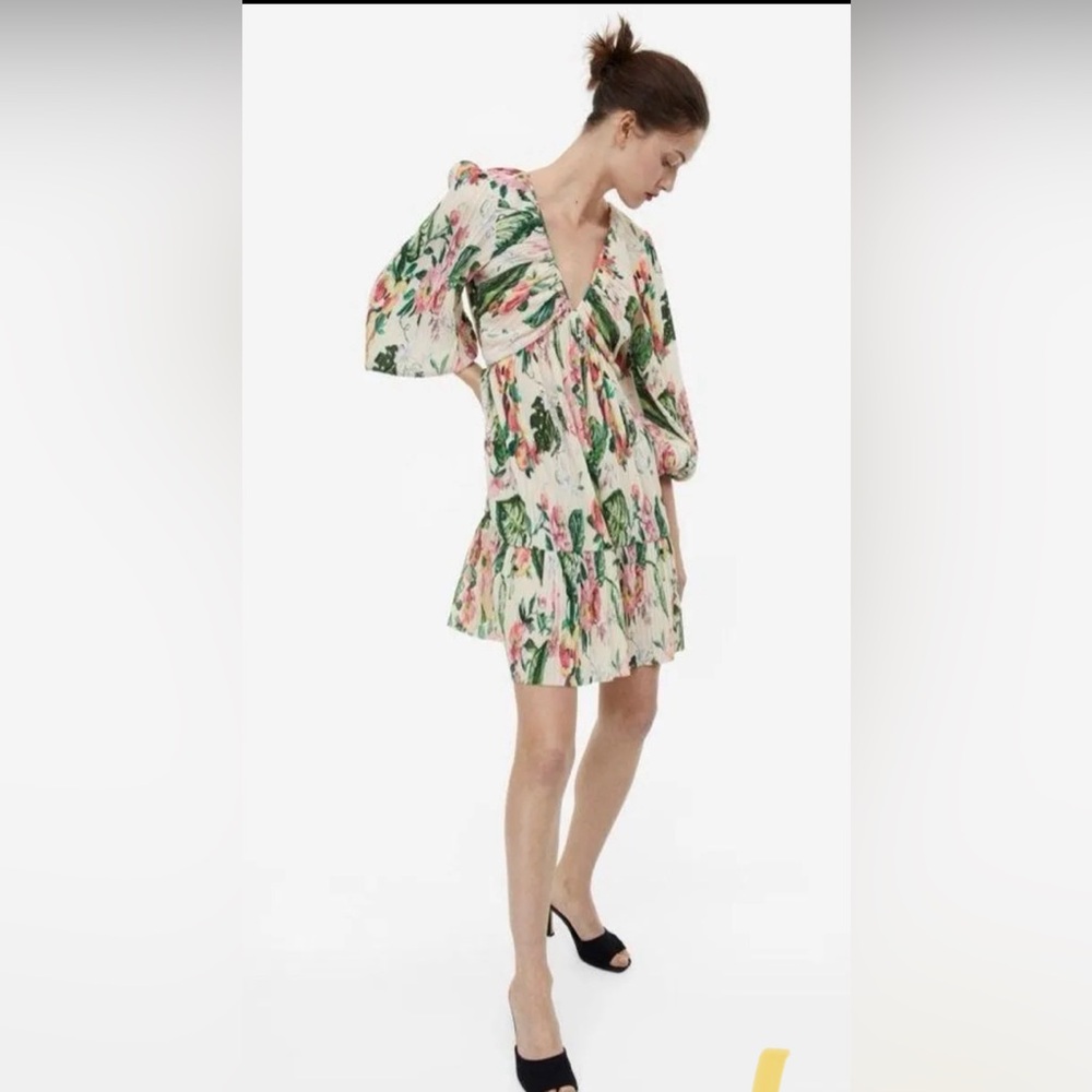 H&M Floral Mini Dress - Cream and Green